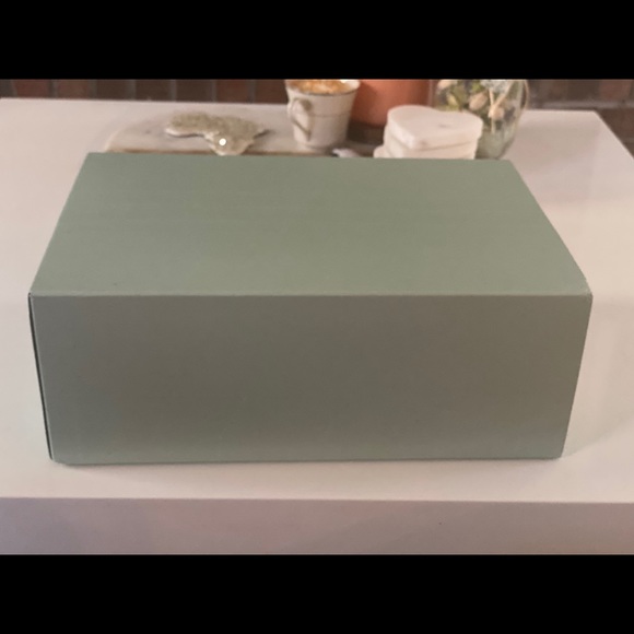 Adidas Ivy Park Drip 2 Brand New *Sold Out online* - Picture 6 of 9